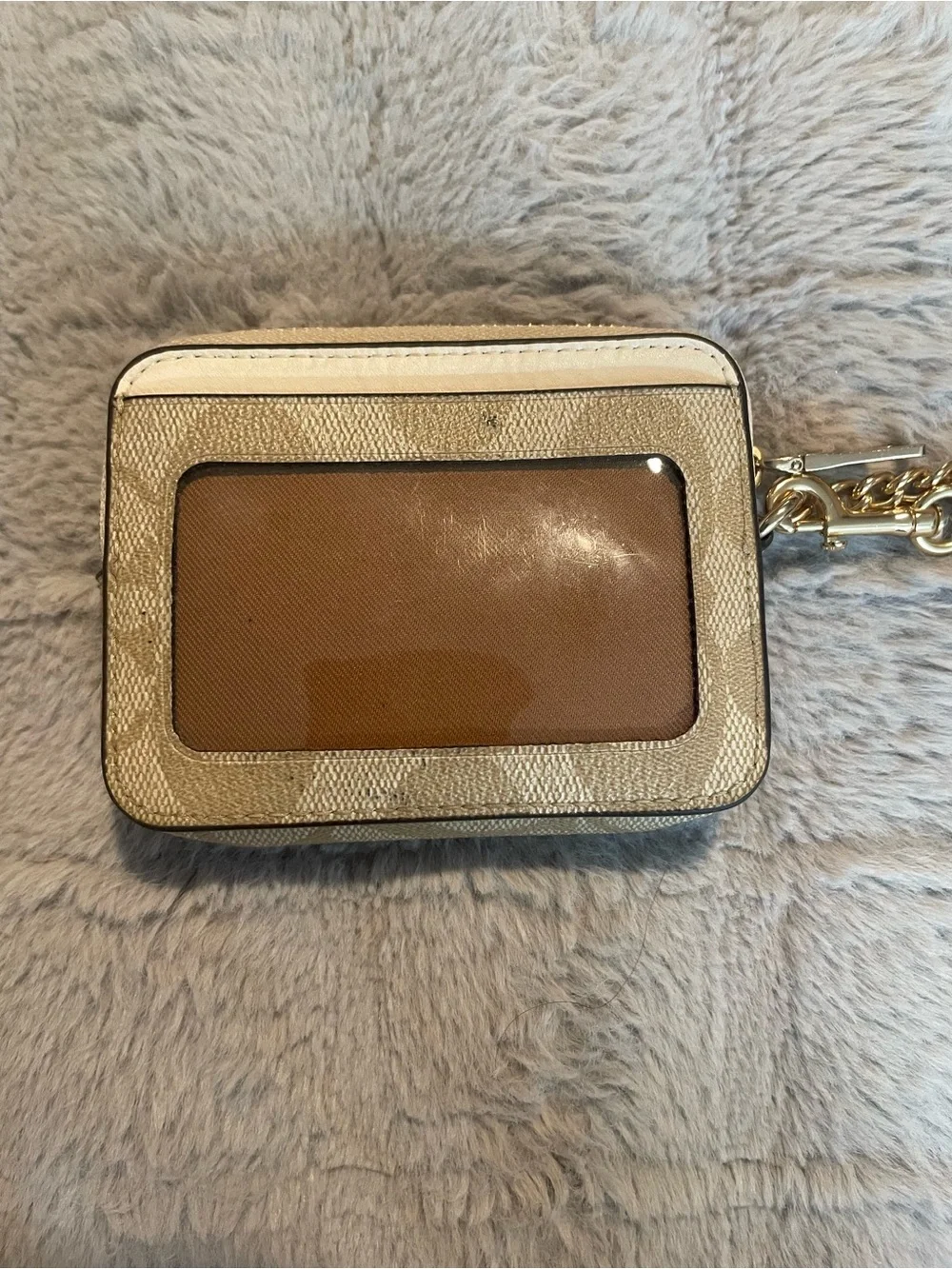 Coach zip signature